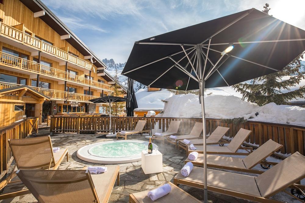 Madame Vacances Hotel & Spa Le Mottaret Meribel Exterior photo
