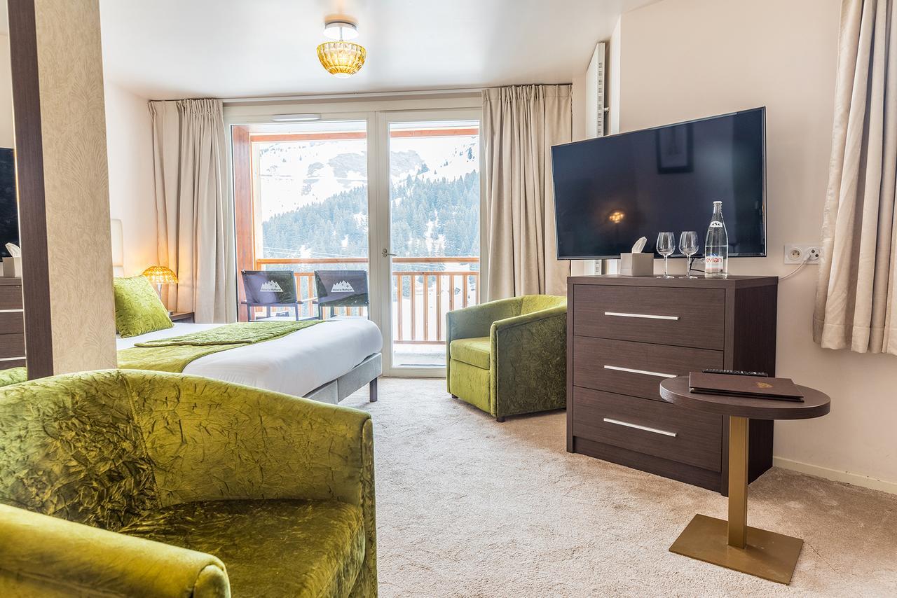 Madame Vacances Hotel & Spa Le Mottaret Meribel Exterior photo