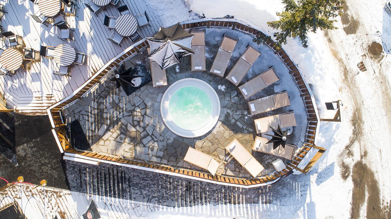 Madame Vacances Hotel & Spa Le Mottaret Meribel Exterior photo